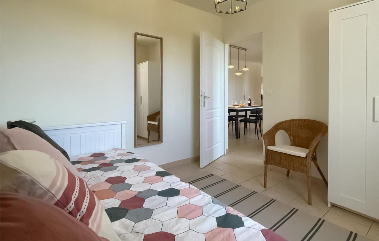 3 Bedroom Lovely Apartment In Mauleon Darmagnac Exterior foto